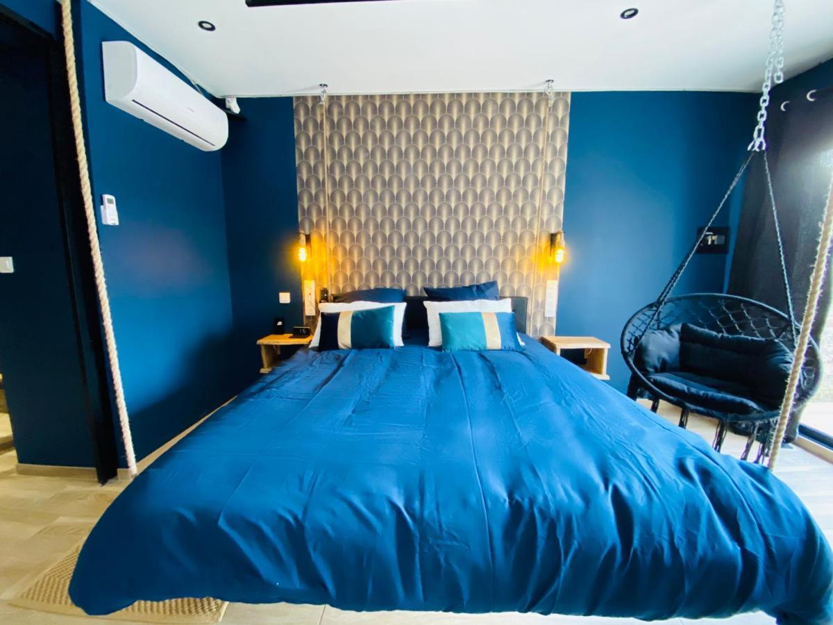 Capsule Temps Suspendu - Balneo, Home Cinema & Billard Valenciennes Exterior foto