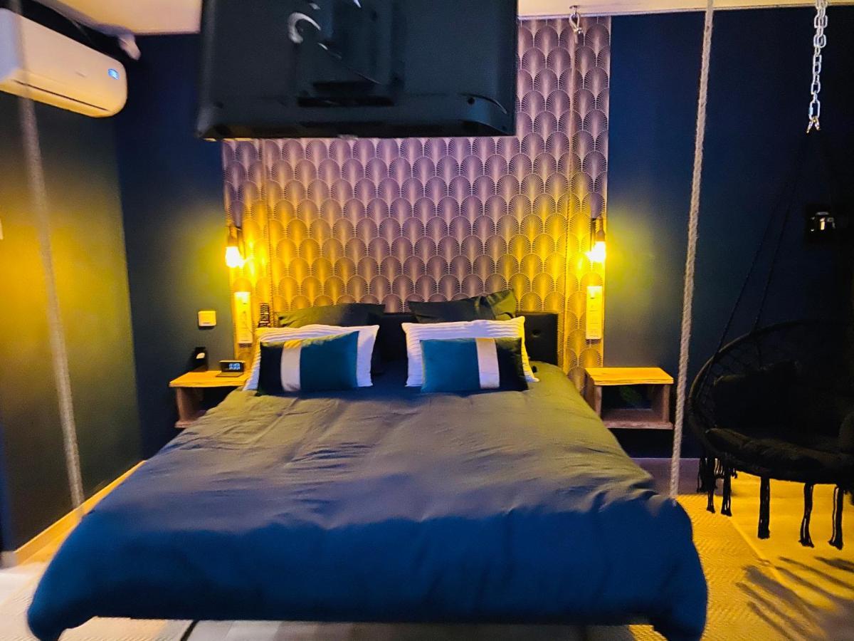 Capsule Temps Suspendu - Balneo, Home Cinema & Billard Valenciennes Exterior foto