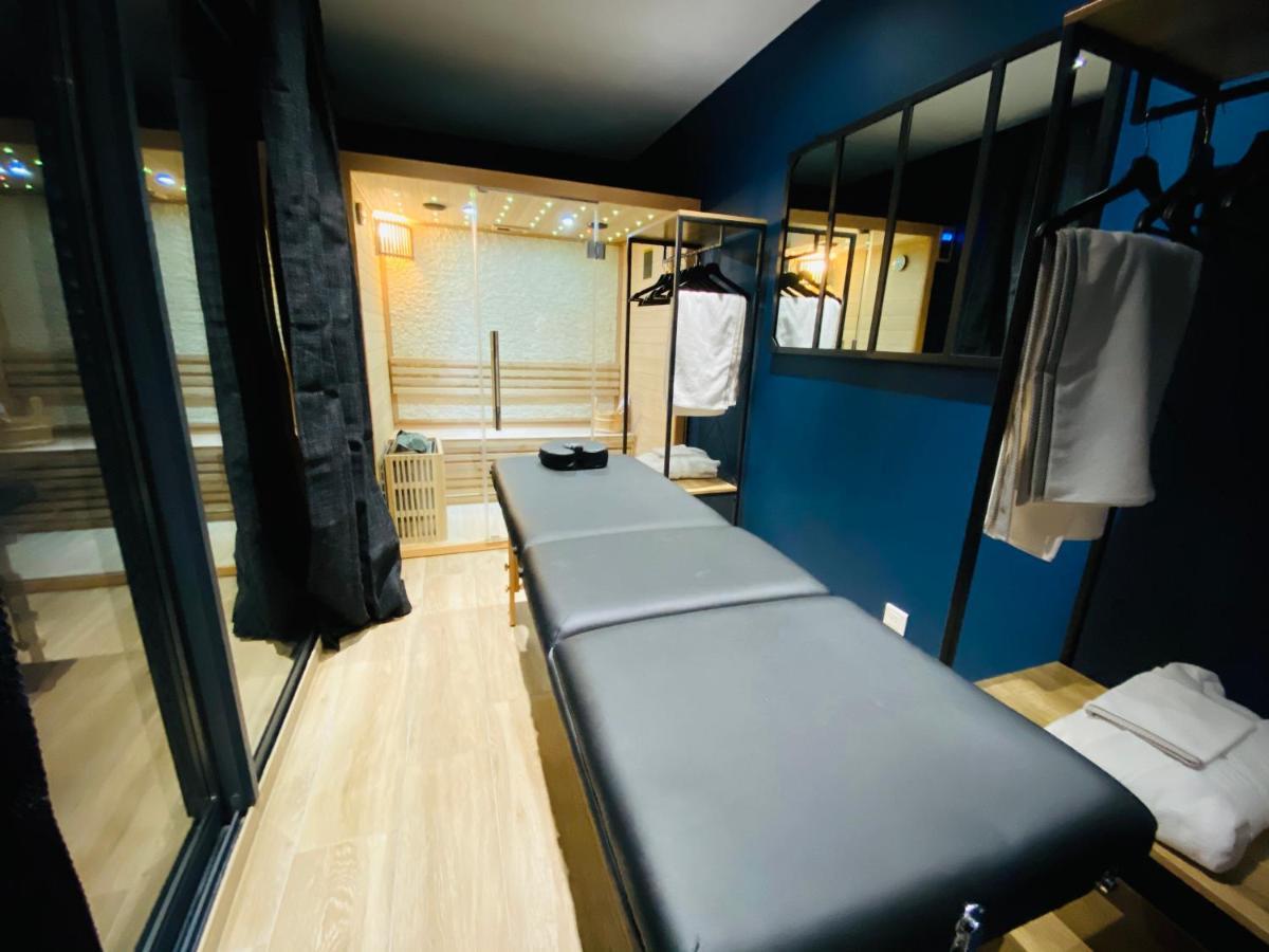 Capsule Temps Suspendu - Balneo, Home Cinema & Billard Valenciennes Exterior foto