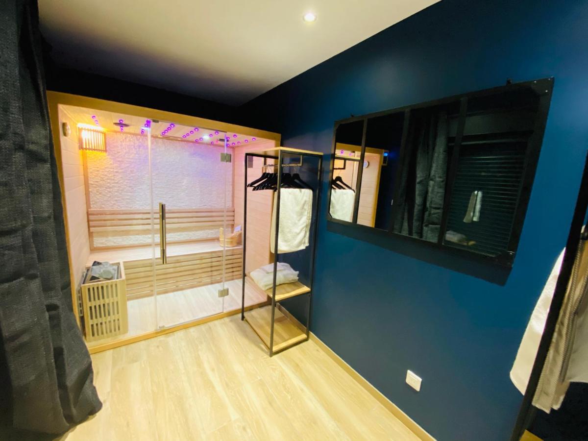 Capsule Temps Suspendu - Balneo, Home Cinema & Billard Valenciennes Exterior foto